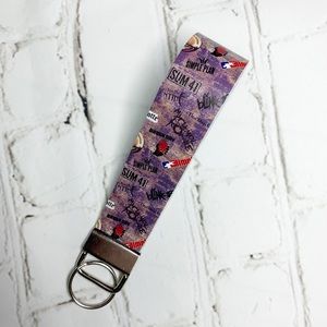 Rock Bands Keychain MCR Green day Sum 41